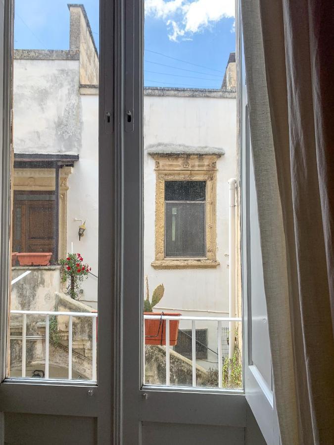 4 Balconi Rooms-Boutique B&B Lecce Exterior photo